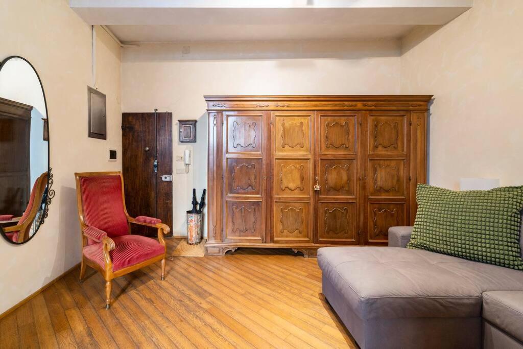 Appartamento Elegante E Centrale La Foglia D'Oro Bologna Esterno foto